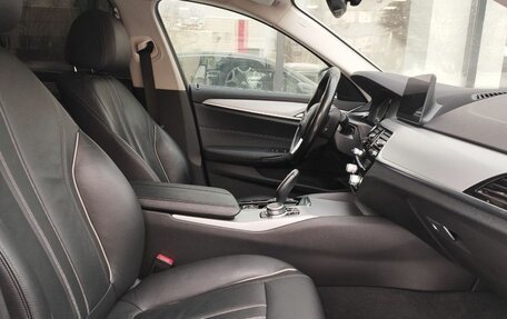 BMW 5 серия, 2021 год, 3 650 000 рублей, 10 фотография