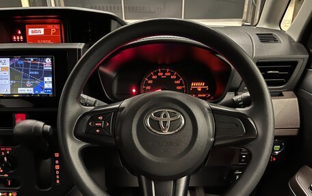 Toyota Roomy I, 2018 год, 1 100 000 рублей, 24 фотография