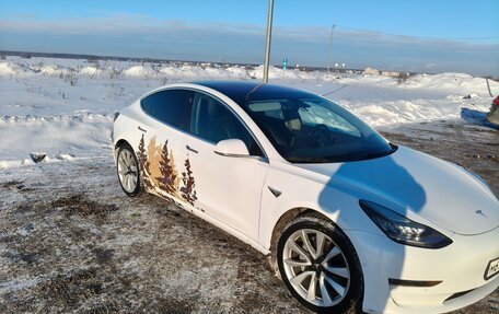 Tesla Model 3 I, 2018 год, 2 690 000 рублей, 2 фотография