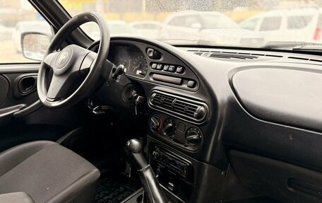 Chevrolet Niva I рестайлинг, 2015 год, 649 000 рублей, 11 фотография