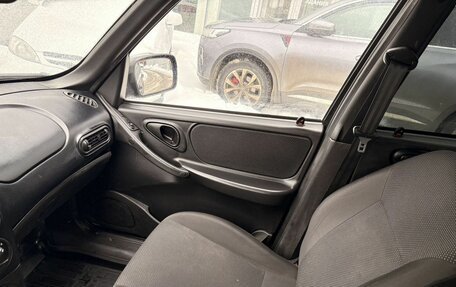 Chevrolet Niva I рестайлинг, 2015 год, 649 000 рублей, 15 фотография