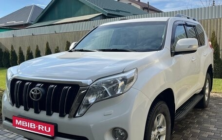 Toyota Land Cruiser Prado 150 рестайлинг 2, 2014 год, 3 700 000 рублей, 8 фотография