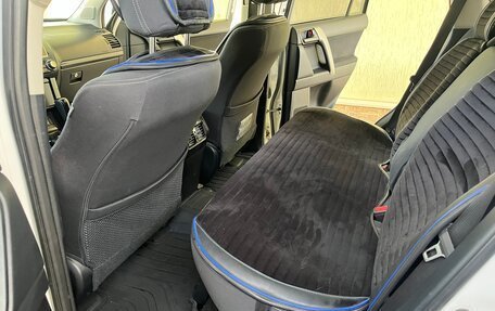 Toyota Land Cruiser Prado 150 рестайлинг 2, 2014 год, 3 700 000 рублей, 18 фотография