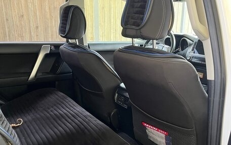 Toyota Land Cruiser Prado 150 рестайлинг 2, 2014 год, 3 700 000 рублей, 13 фотография