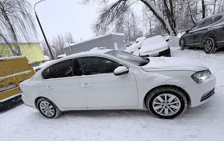 Volkswagen Passat B7, 2011 год, 1 000 000 рублей, 4 фотография