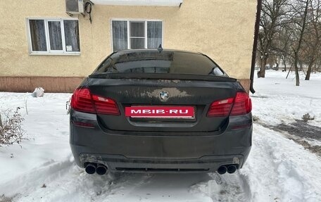 BMW 5 серия, 2014 год, 1 600 000 рублей, 3 фотография