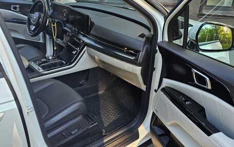 KIA Carnival, 2021 год, 4 500 000 рублей, 5 фотография