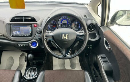 Honda Fit Shuttle I рестайлинг, 2012 год, 1 089 000 рублей, 19 фотография