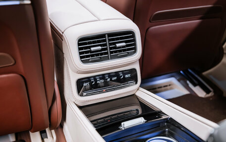 Mercedes-Benz Maybach GLS I, 2023 год, 21 500 000 рублей, 29 фотография