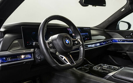 BMW 7 серия, 2022 год, 11 700 000 рублей, 17 фотография