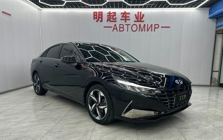 Hyundai Elantra, 2022 год, 1 490 000 рублей, 3 фотография