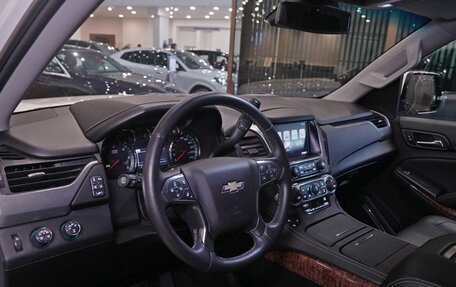 Chevrolet Tahoe IV, 2015 год, 3 690 000 рублей, 13 фотография