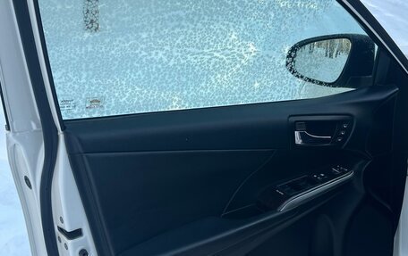 Toyota Camry, 2015 год, 2 550 000 рублей, 9 фотография