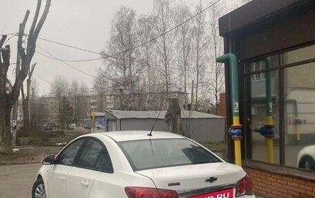 Chevrolet Cruze II, 2014 год, 400 000 рублей, 3 фотография