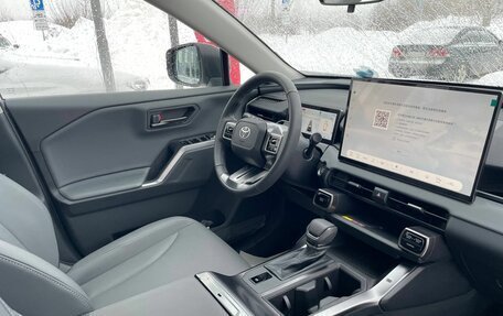 Toyota RAV4, 2025 год, 4 790 000 рублей, 10 фотография