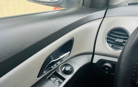 Chevrolet Cruze II, 2012 год, 800 000 рублей, 25 фотография