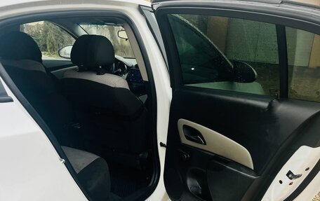 Chevrolet Cruze II, 2012 год, 800 000 рублей, 30 фотография