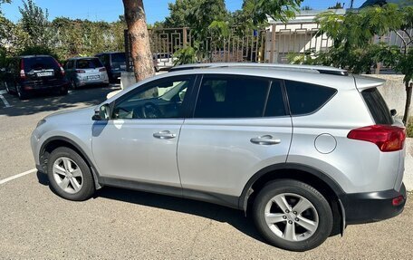 Toyota RAV4, 2014 год, 1 700 000 рублей, 3 фотография