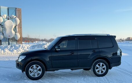 Mitsubishi Pajero IV, 2007 год, 1 395 000 рублей, 2 фотография