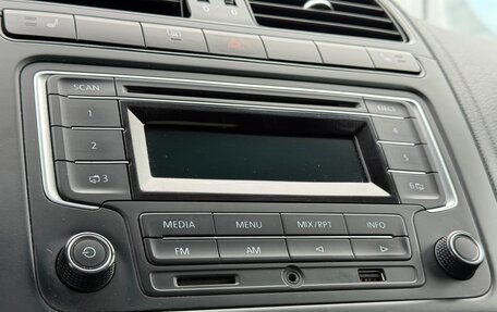 Volkswagen Polo VI (EU Market), 2015 год, 1 133 000 рублей, 18 фотография