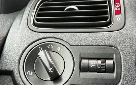 Volkswagen Polo VI (EU Market), 2015 год, 1 133 000 рублей, 23 фотография