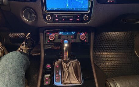 Volkswagen Touareg III, 2013 год, 2 600 000 рублей, 4 фотография