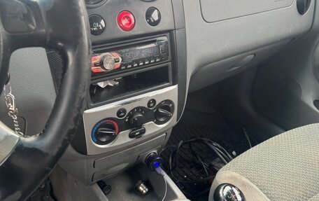 Chevrolet Aveo III, 2004 год, 200 000 рублей, 12 фотография