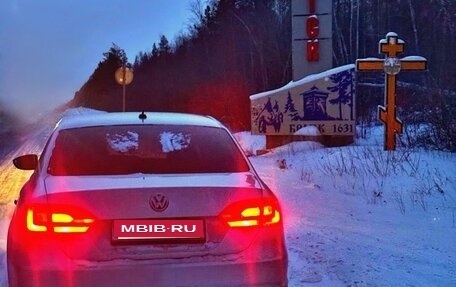 Volkswagen Jetta VI, 2013 год, 1 100 000 рублей, 2 фотография