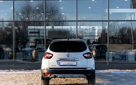 Renault Kaptur I рестайлинг, 2018 год, 1 600 000 рублей, 4 фотография