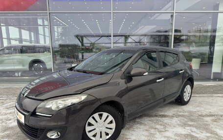 Renault Megane III, 2013 год, 695 000 рублей, 2 фотография