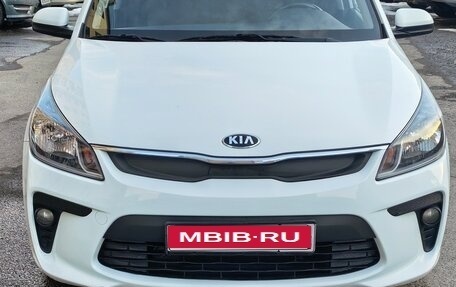 KIA Rio IV, 2019 год, 1 800 000 рублей, 1 фотография