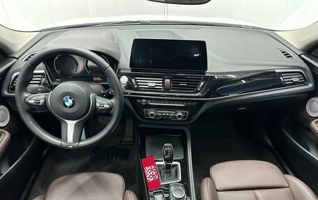 BMW 1 серия, 2021 год, 1 710 000 рублей, 7 фотография