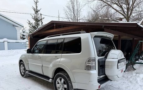 Mitsubishi Pajero IV, 2013 год, 2 100 000 рублей, 5 фотография