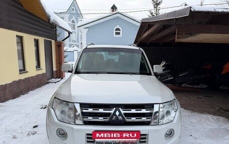 Mitsubishi Pajero IV, 2013 год, 2 100 000 рублей, 2 фотография