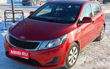 KIA Rio III рестайлинг, 2013 год, 920 000 рублей, 4 фотография