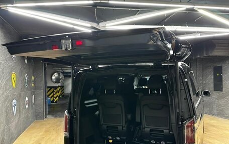 Mercedes-Benz V-Класс, 2025 год, 13 000 000 рублей, 4 фотография