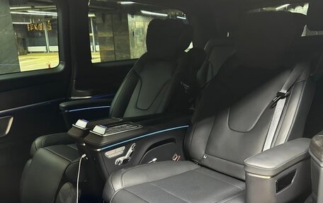 Mercedes-Benz V-Класс, 2025 год, 13 000 000 рублей, 8 фотография