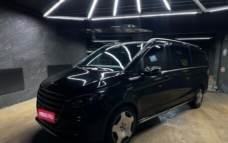 Mercedes-Benz V-Класс, 2025 год, 13 000 000 рублей, 11 фотография