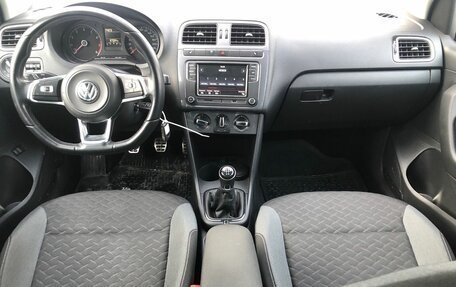 Volkswagen Polo VI (EU Market), 2018 год, 1 345 000 рублей, 11 фотография