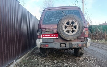 Mitsubishi Pajero III рестайлинг, 1995 год, 250 000 рублей, 3 фотография