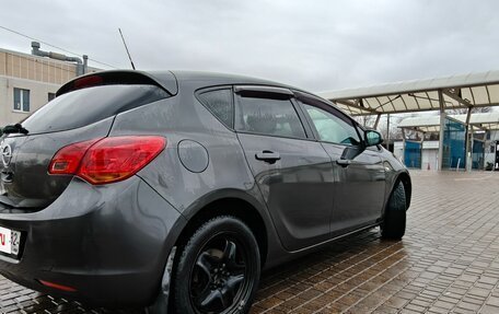 Opel Astra J, 2011 год, 740 000 рублей, 4 фотография