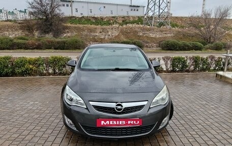 Opel Astra J, 2011 год, 740 000 рублей, 8 фотография