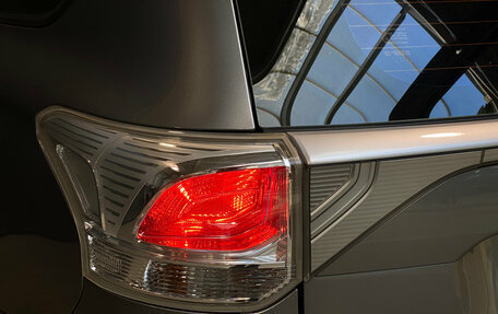 Mitsubishi Outlander III рестайлинг 3, 2012 год, 1 379 000 рублей, 9 фотография