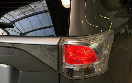 Mitsubishi Outlander III рестайлинг 3, 2012 год, 1 379 000 рублей, 10 фотография