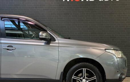 Mitsubishi Outlander III рестайлинг 3, 2012 год, 1 379 000 рублей, 8 фотография