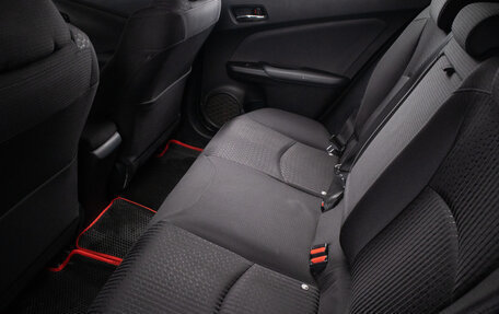 Toyota Prius IV XW50, 2016 год, 1 979 000 рублей, 18 фотография