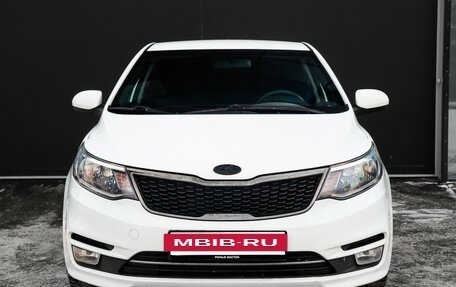 KIA Rio III рестайлинг, 2016 год, 880 000 рублей, 2 фотография