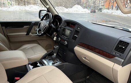 Mitsubishi Pajero IV, 2014 год, 3 750 000 рублей, 12 фотография