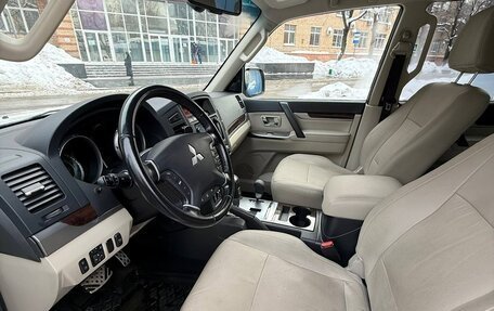 Mitsubishi Pajero IV, 2014 год, 3 750 000 рублей, 11 фотография