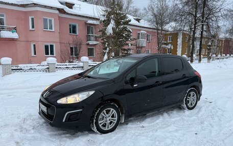 Peugeot 308 II, 2011 год, 350 000 рублей, 23 фотография